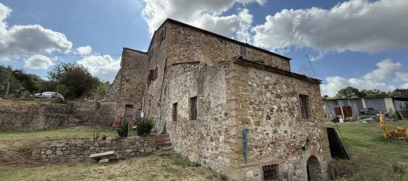 6 bedrooms House in Manciano, Italy No. 269833 8