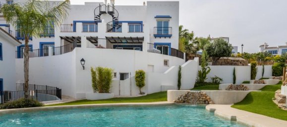 2 bedrooms Apartment in Benahavis, Spain No. 4464 8