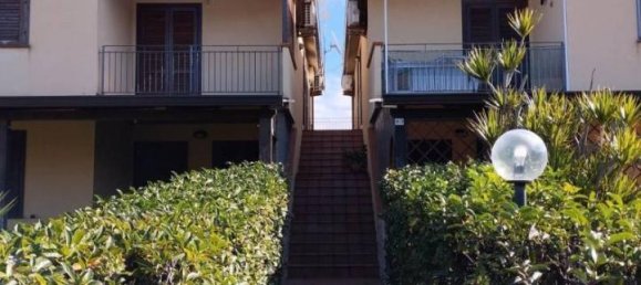 2 rooms Apartment in Campofelice di Roccella, Italy No. 157333 4