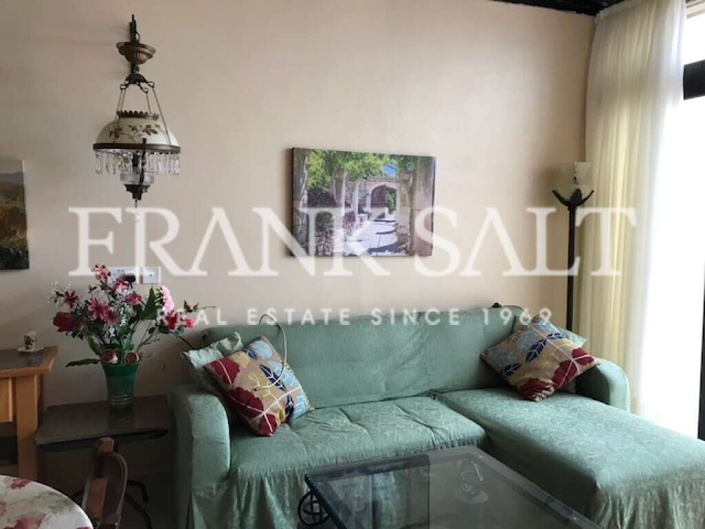 Penthouse T1 em Marsalforn, Malta N.º 5754