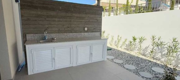 Вилла с 3 спальнями в Киссонерга, Кипр № 19806 9