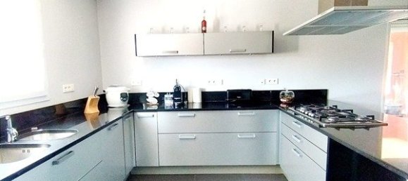 5 bedrooms House in Talasani, France No. 259772 8