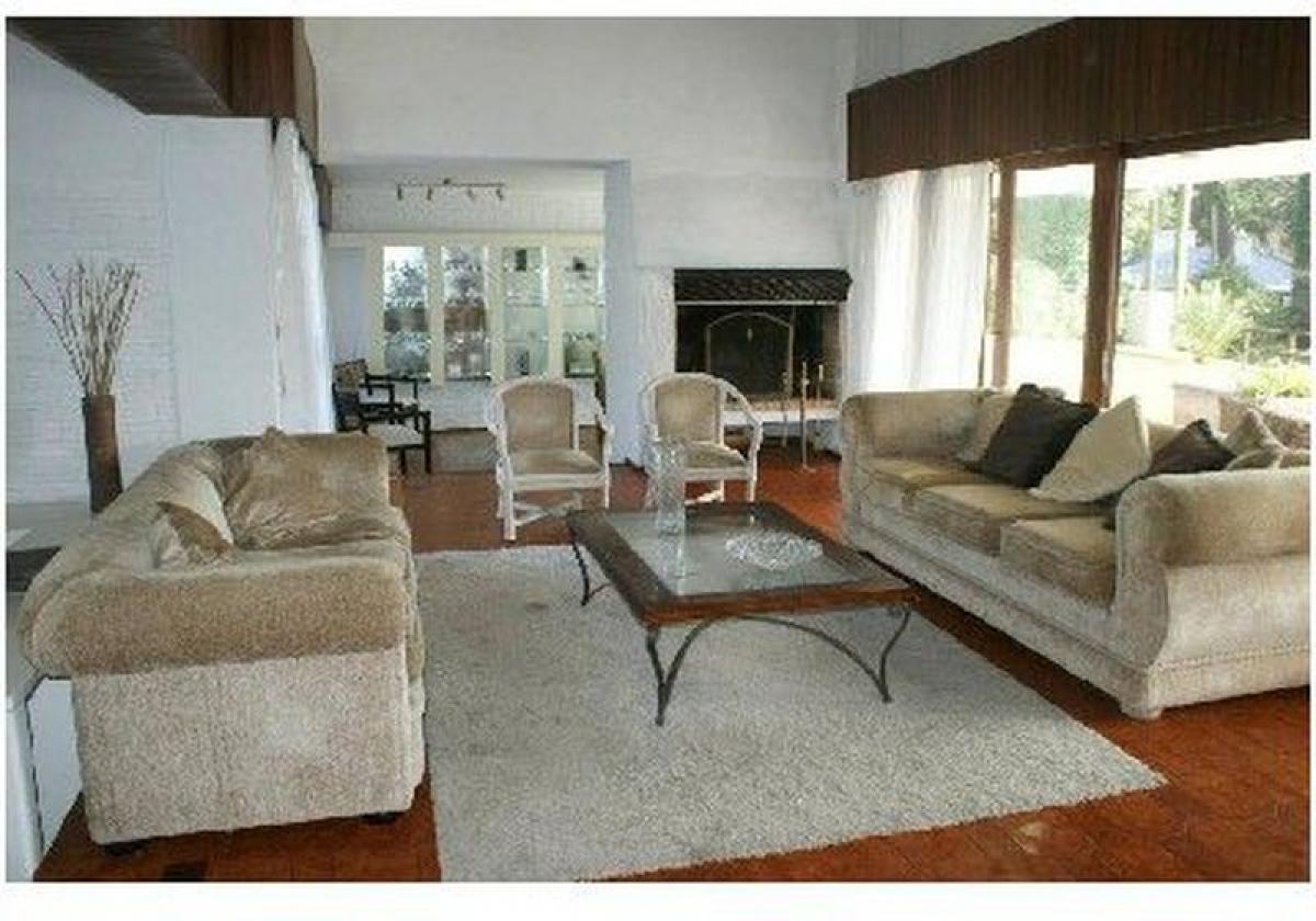 5 bedrooms House in Maldonado, Uruguay No. 2757