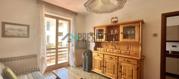 2 rooms Apartment in Fino del Monte, Italy No. 72446 2