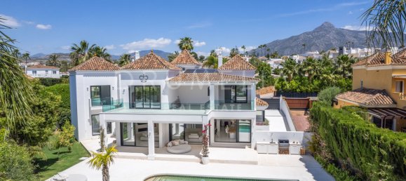 4 chambres Villa à Marbella, Spain No. 96501 33