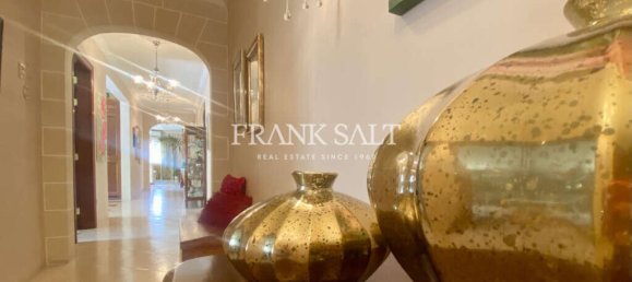 3 Schlafzimmer Maisonette-Wohnung in Attard, Malta, Nr. 2206 6