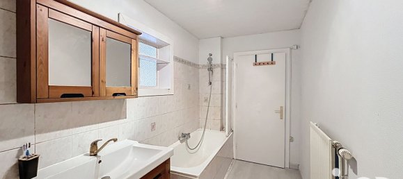 Casa de 3 dormitorios en Moselle, France No. 327560 15