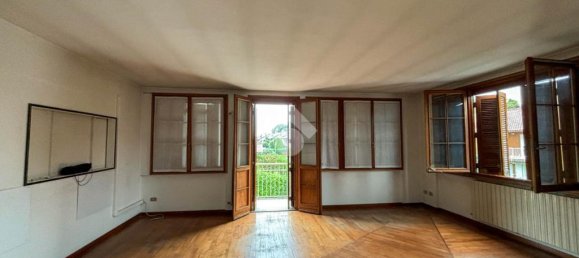 Офис с 3 комнатами в Аграте Брианца, Италия № 88202 3