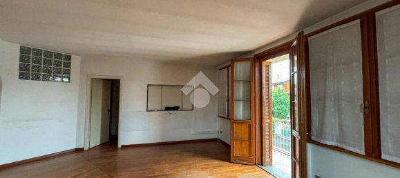 Офис с 3 комнатами в Аграте Брианца, Италия № 88202 11