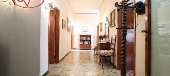 12-salle Villa à Montevarchi, Italy No. 237502 16