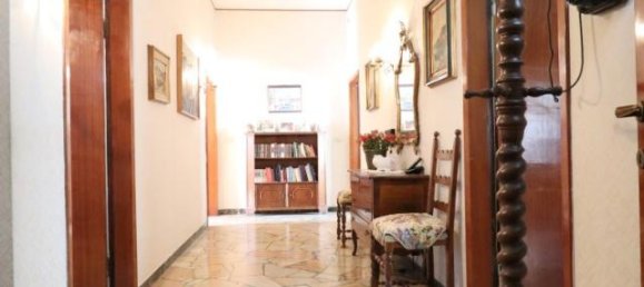 12-salle Villa à Montevarchi, Italy No. 237502 24