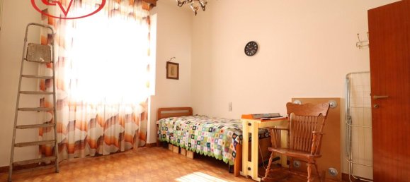 12-salle Villa à Montevarchi, Italy No. 237502 21