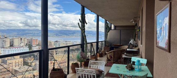 3 bedrooms Building in Messina, Italy No. 272180 9