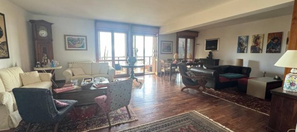 3 bedrooms Building in Messina, Italy No. 272180 3