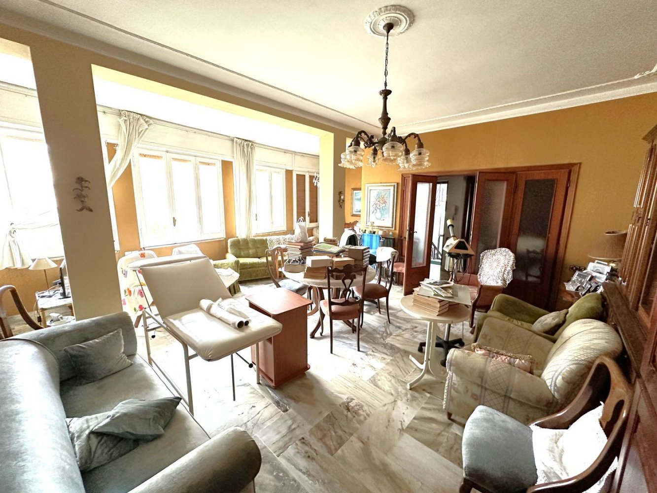 6 rooms Apartment in Formia, Italy No. 151636