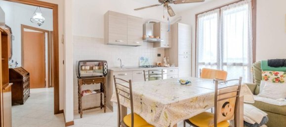 3-salle Appartement à Cervignano d'Adda, Italy No. 65259 3