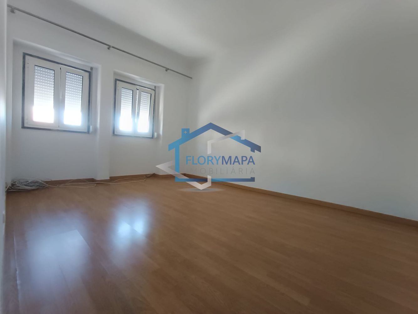 Здание 390м² в Кашкайш, Португалия № 335029