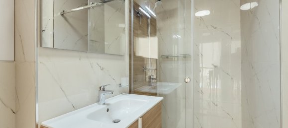 شقة 2 غرف نوم  في Tivat, Montenegro رقم 434 12