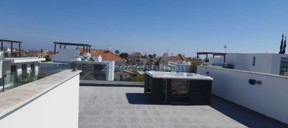 Коммерческая недвижимость с 3 спальнями в Ороклини, Кипр № 67691 10