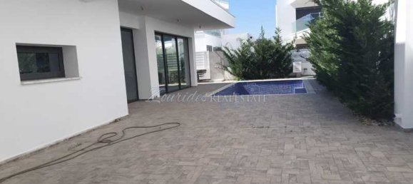 Коммерческая недвижимость с 3 спальнями в Ороклини, Кипр № 67691 9