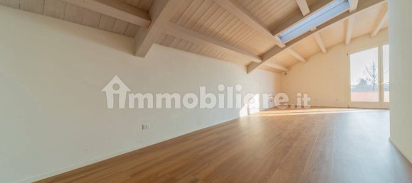 2 bedrooms Penthouse in Parma, Italy No. 225865 7