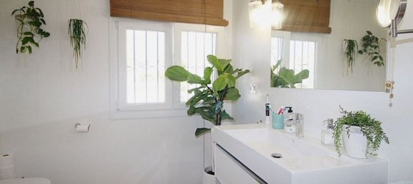 Villa de 4 dormitorios en Alhaurín el Grande, Spain No. 30003 33