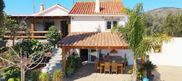 Villa de 4 dormitorios en Alhaurín el Grande, Spain No. 30003 7