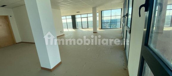 1 room Office in Caldiero, Italy No. 218128 2