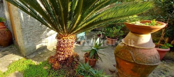 4 bedrooms Apartment in Lucca, Italy No. 328090 3