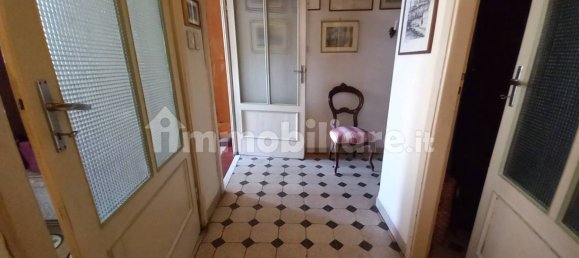 4 bedrooms Apartment in Lucca, Italy No. 328090 21