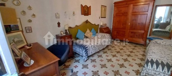 4 bedrooms Apartment in Lucca, Italy No. 328090 12