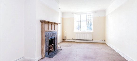 2 bedrooms Apartment in South Croydon, United Kingdom No. 8011 3