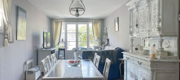 4 bedrooms Townhouse in Eure, France No. 189823 3