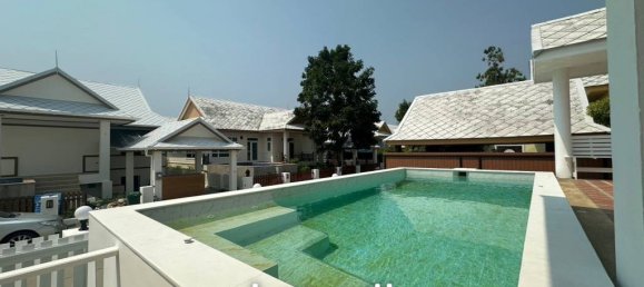 3 bedrooms Cafe / restaurant in Pattaya, Thailand No. 13435 2