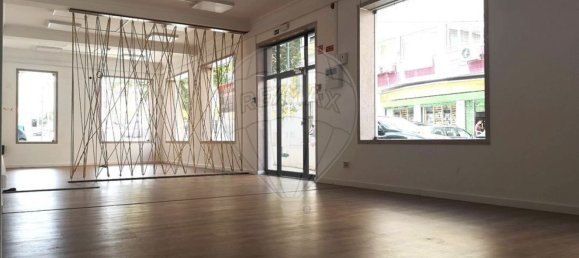 عقار تجاري في Almada, Portugal 92متر مربع رقم 84129 2