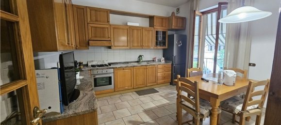 5 bedrooms Apartment in Empoli, Italy No. 332539 6