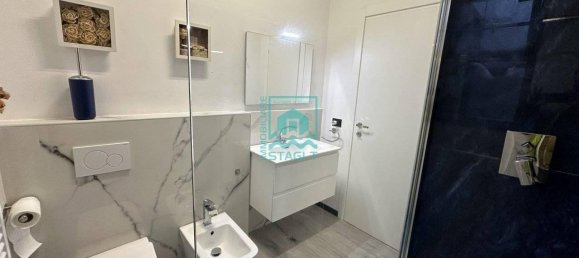 Apartamento de 5 habitaciónes en Viareggio, Italy No. 174722 27