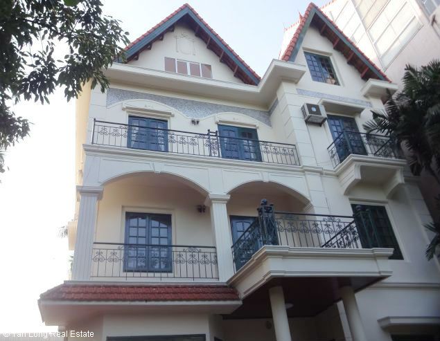 6 غرف نوم فيلا في Tay Ho, Vietnam رقم 4069