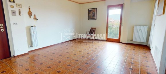 4 bedrooms Apartment in Brandizzo, Italy No. 339618 2