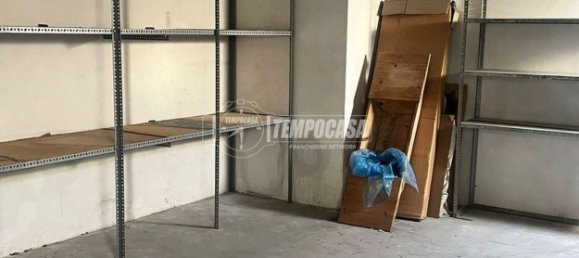 4 bedrooms Apartment in Brandizzo, Italy No. 339618 13