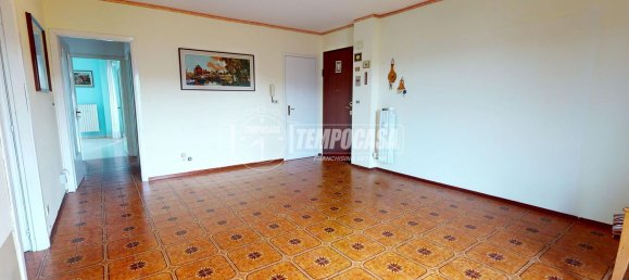4 bedrooms Apartment in Brandizzo, Italy No. 339618 3
