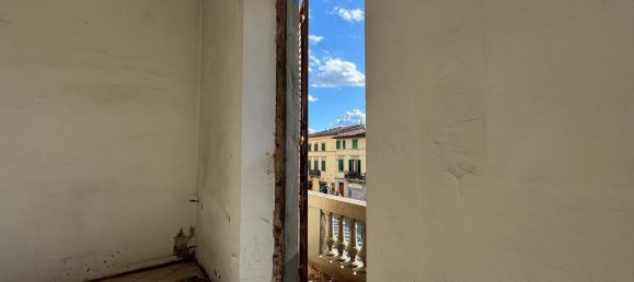 4 rooms Apartment in Sesto Fiorentino, Italy No. 89553 17