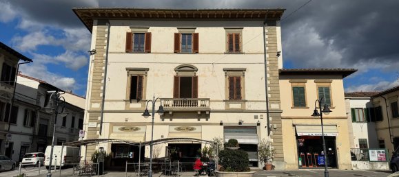4 rooms Apartment in Sesto Fiorentino, Italy No. 89553 11