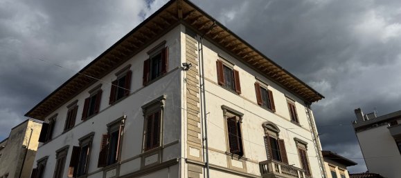 4 rooms Apartment in Sesto Fiorentino, Italy No. 89553 8