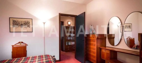 Здание с 7 комнатами в Комо, Италия № 238936 16