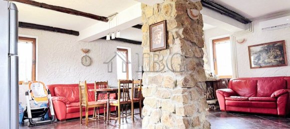 3 bedrooms House in Burgas, Bulgaria No. 1082 23