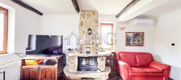 3 bedrooms House in Burgas, Bulgaria No. 1082 24