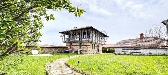 3 bedrooms House in Burgas, Bulgaria No. 1082 2