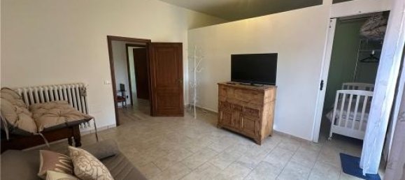 5-Zimmer Wohnung in Empoli, Italy, Nr. 29237 10