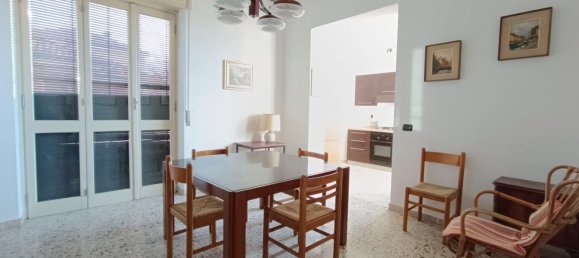 Apartamento de 4 dormitorios en Gerenzano, Italy No. 361286 6
